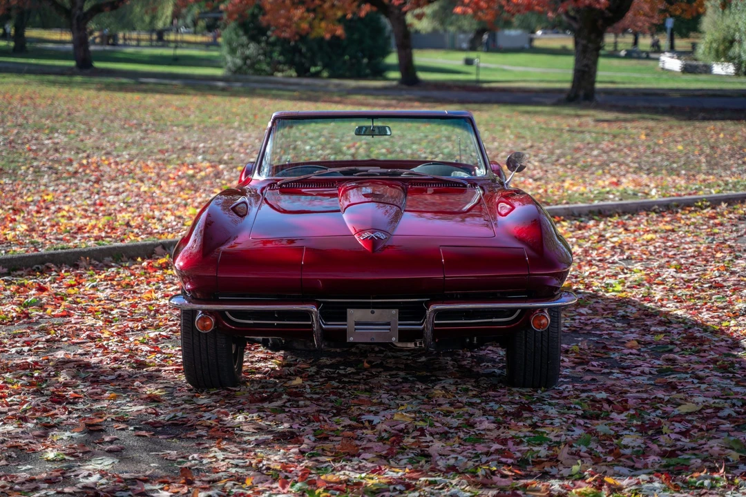 1965 Chevrolet Corvette C2 - Image 16 of 31