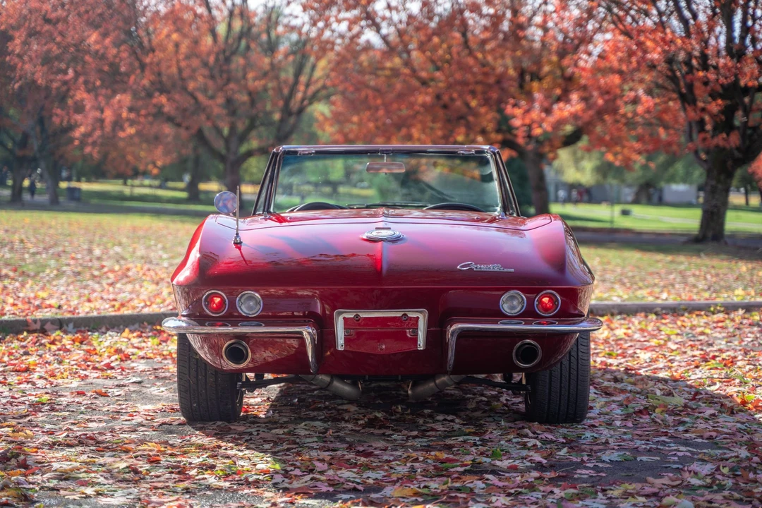 1965 Chevrolet Corvette C2 - Image 9 of 31