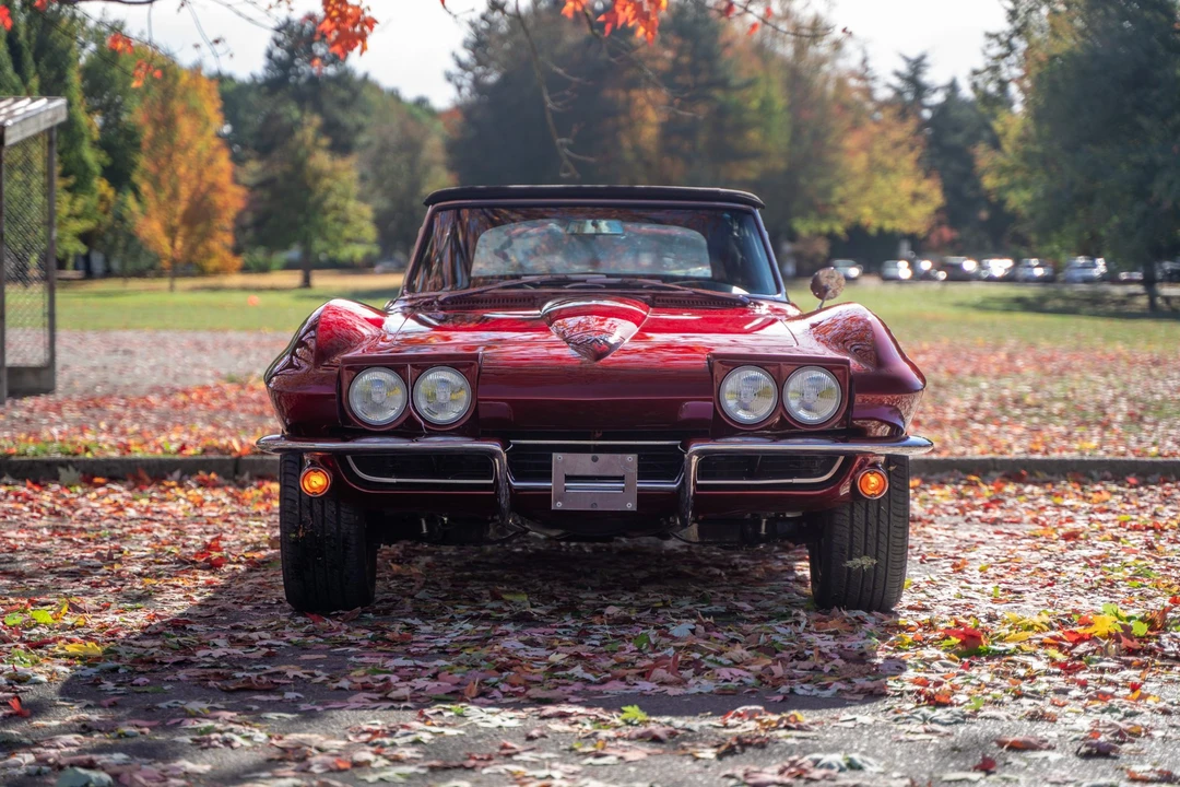 1965 Chevrolet Corvette C2 - Image 22 of 31