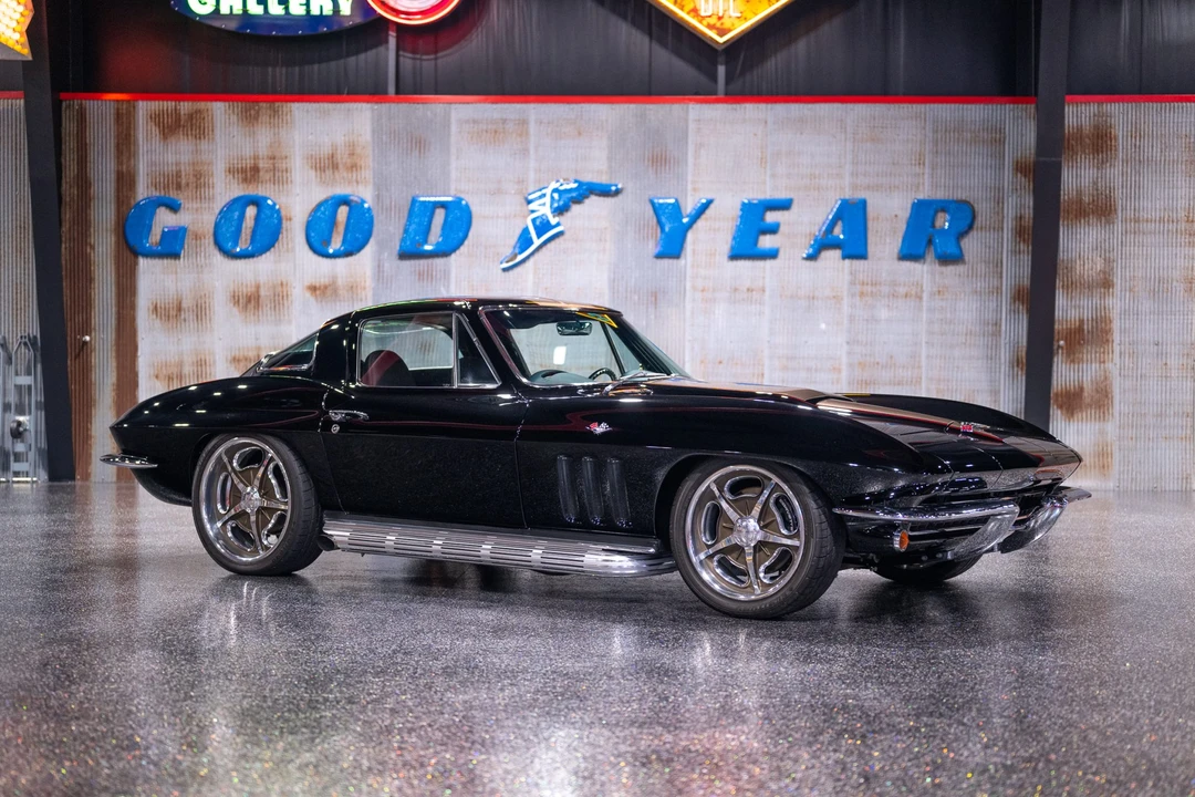 1966 Chevrolet Corvette C2 - Image 11 of 31