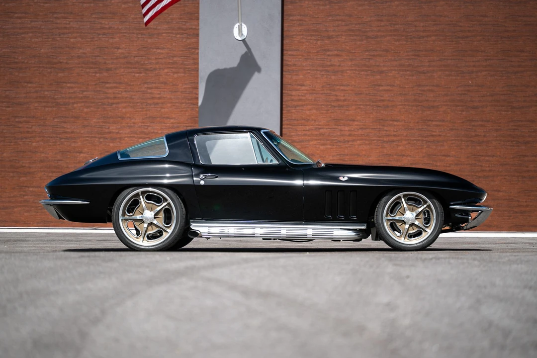 1966 Chevrolet Corvette C2 - Image 13 of 31