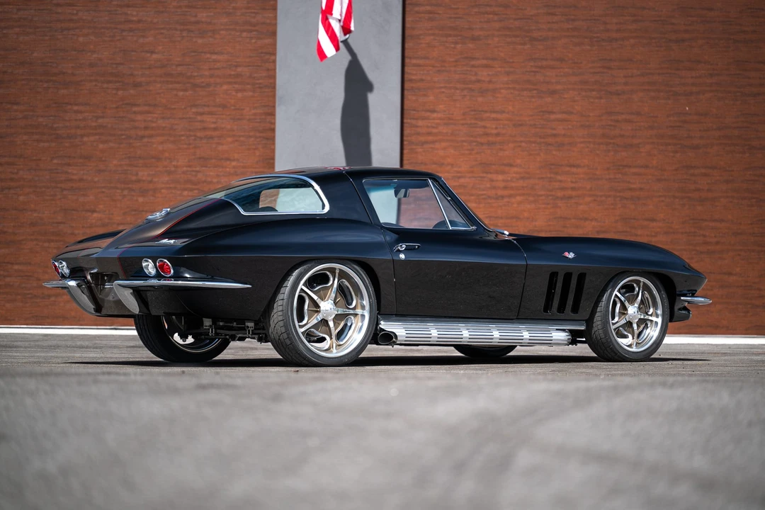 1966 Chevrolet Corvette C2 - Image 14 of 31