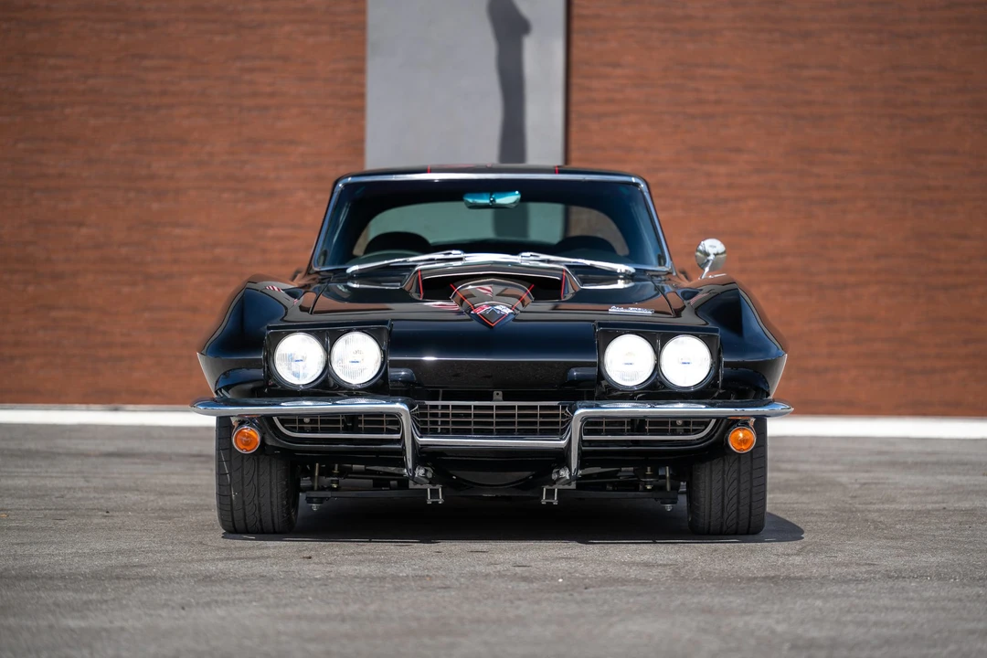 1966 Chevrolet Corvette C2 - Image 19 of 31