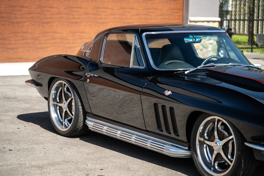 1966 Chevrolet Corvette C2 - Image 27 of 31