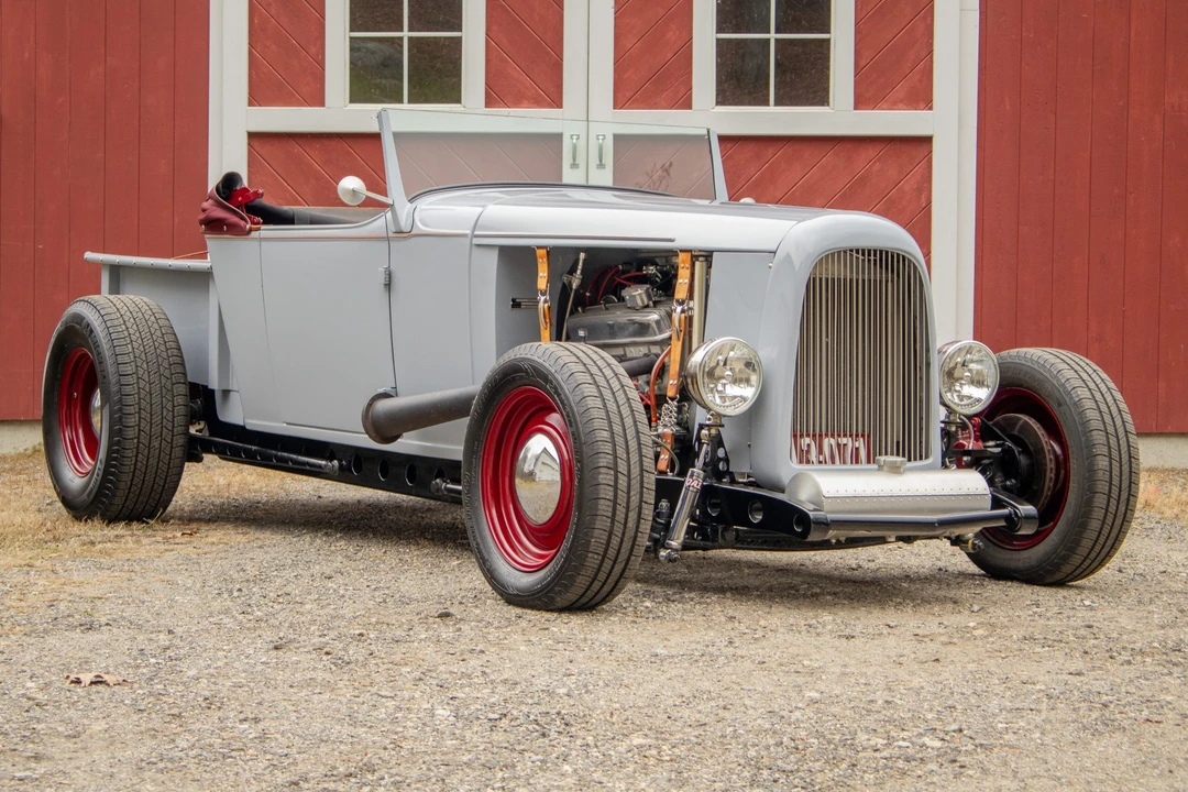 Chevrolet Independence & Confederate - Image 4 of 31