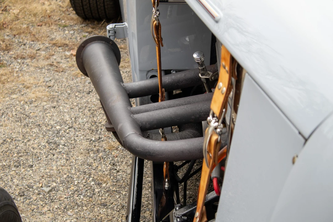 Chevrolet Independence & Confederate - Image 19 of 31