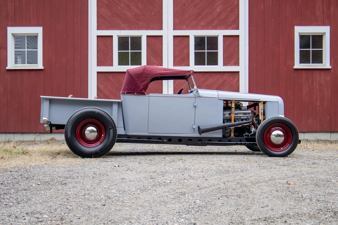 Chevrolet Independence & Confederate - Image 10 of 31