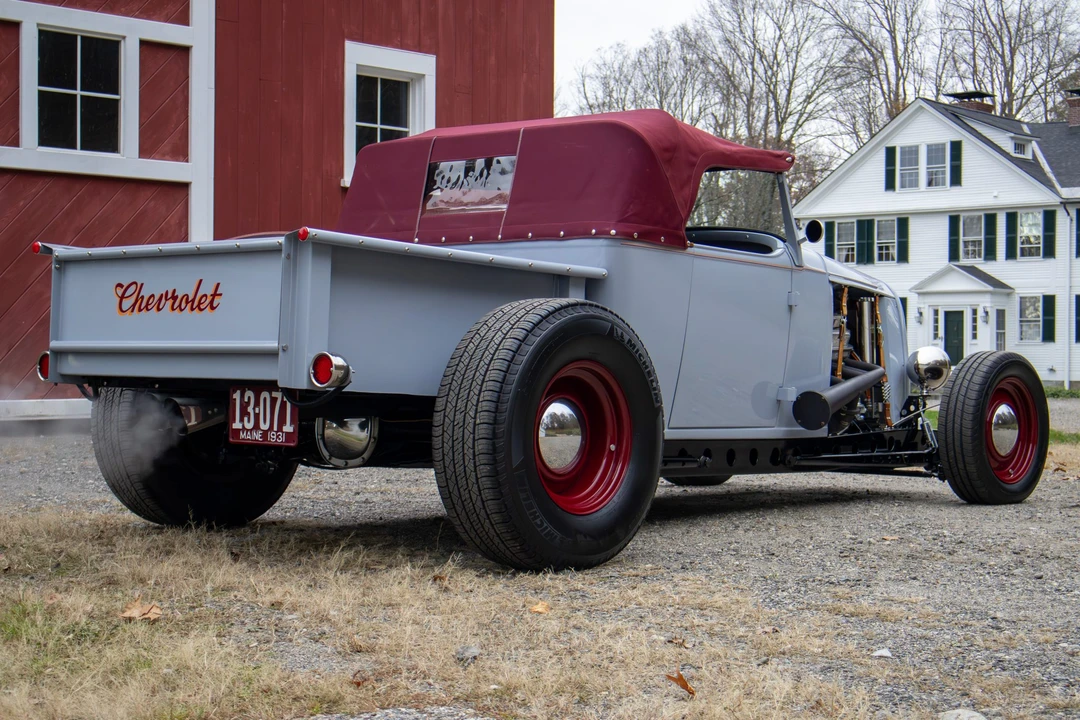 Chevrolet Independence & Confederate - Image 11 of 31