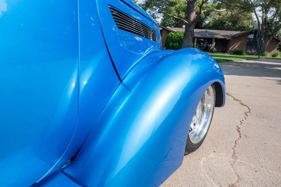 Ford Standard & Deluxe & Super Deluxe - Image 19 of 31