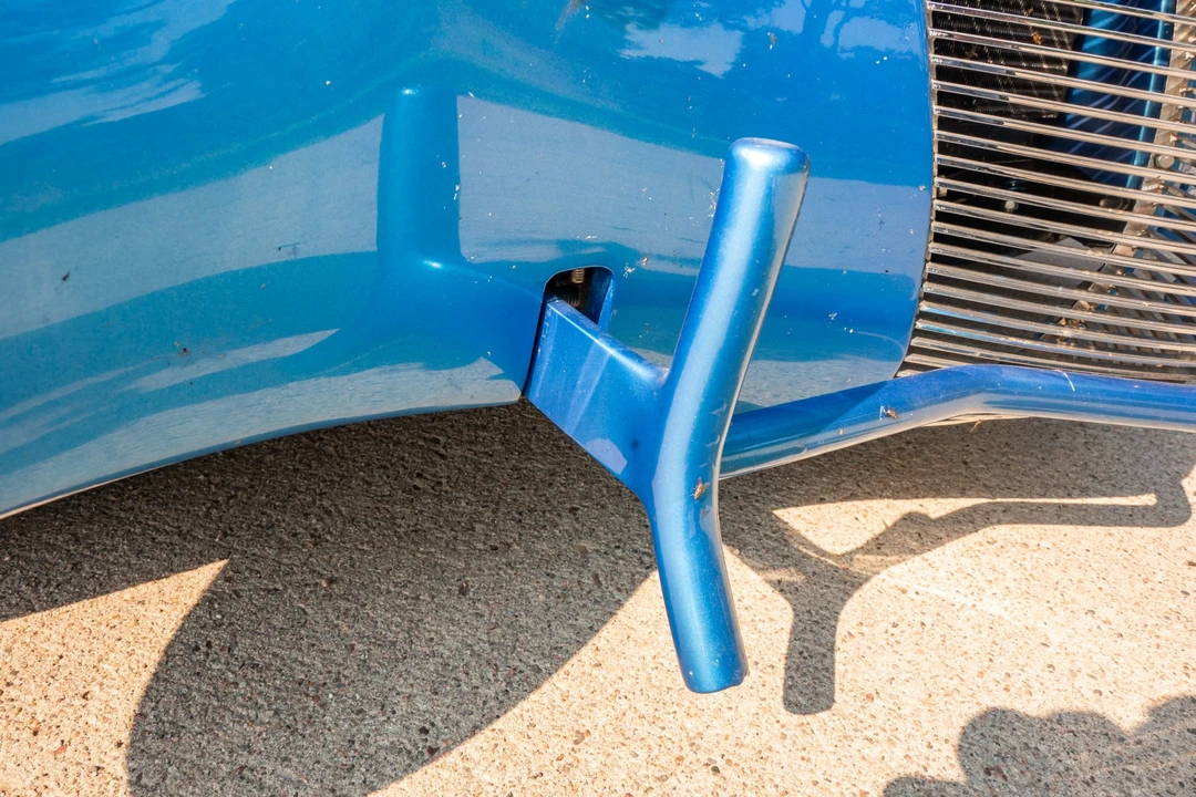 Ford Standard & Deluxe & Super Deluxe - Image 14 of 31