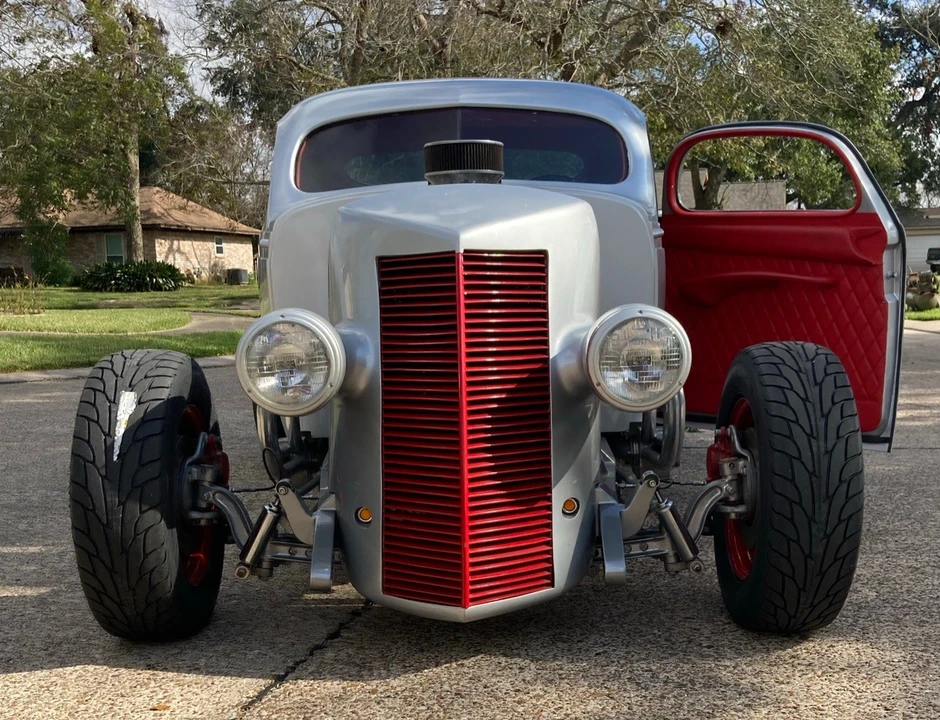 Studebaker - Image 3 of 31