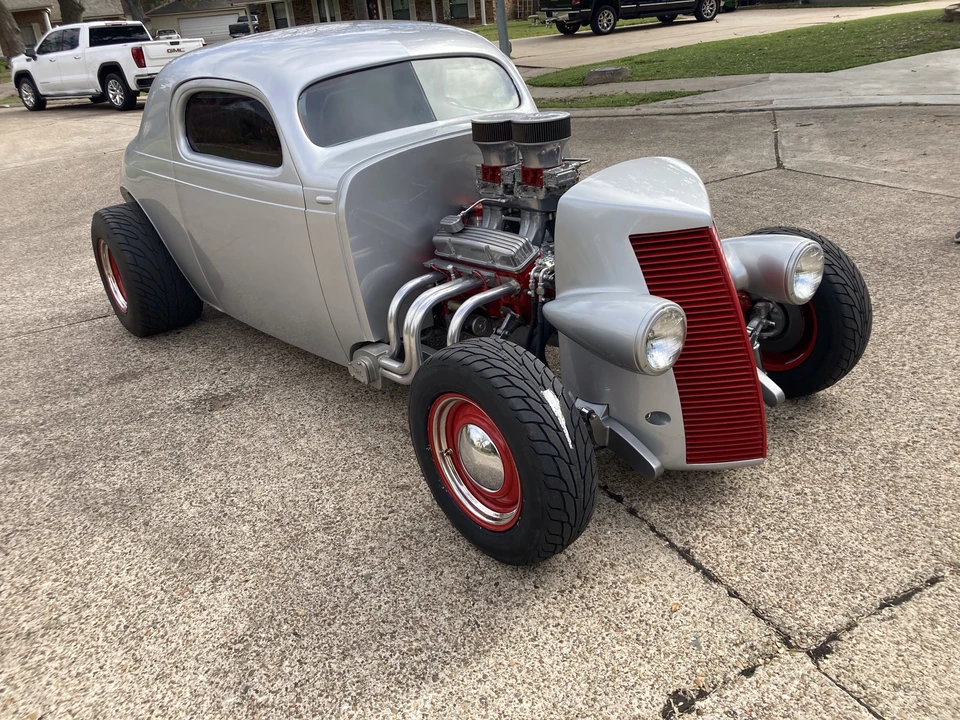 Studebaker - Image 4 of 31
