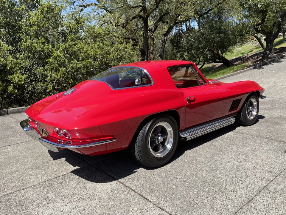 1966 Chevrolet Corvette C2 - Image 11 of 31