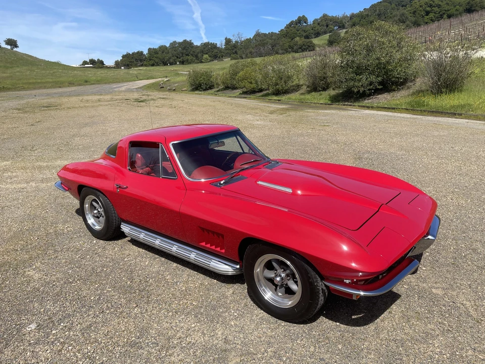 1966 Chevrolet Corvette C2 - Image 4 of 31