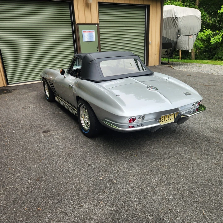 1966 Chevrolet Corvette C2 - Image 9 of 31