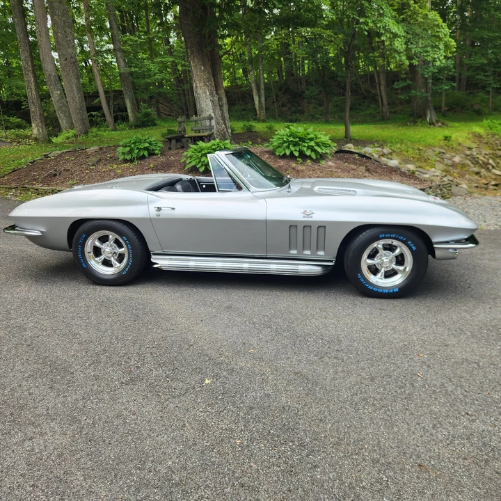 1966 Chevrolet Corvette C2 - Image 4 of 31