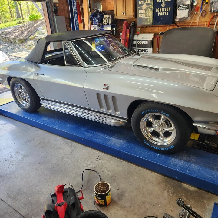1966 Chevrolet Corvette C2 - Image 13 of 31
