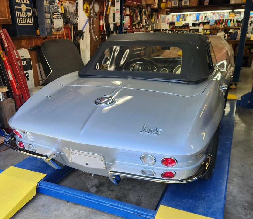 1966 Chevrolet Corvette C2 - Image 11 of 31