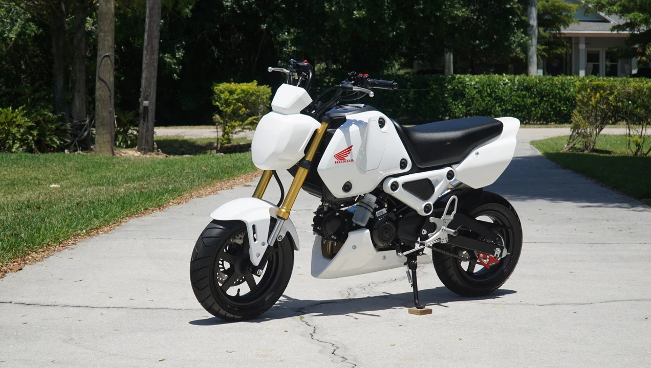 2023 Honda Motorcycles - Image 4 of 31