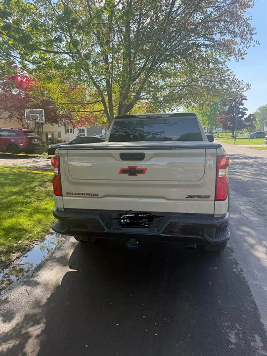 Chevrolet Silverado 4th Gen - Image 9 of 9
