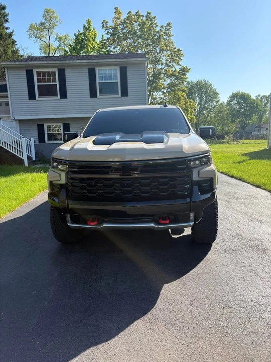 Chevrolet Silverado 4th Gen - Image 2 of 9