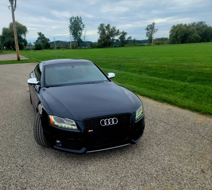 2011 Audi B8 S5 - Image 4 of 12