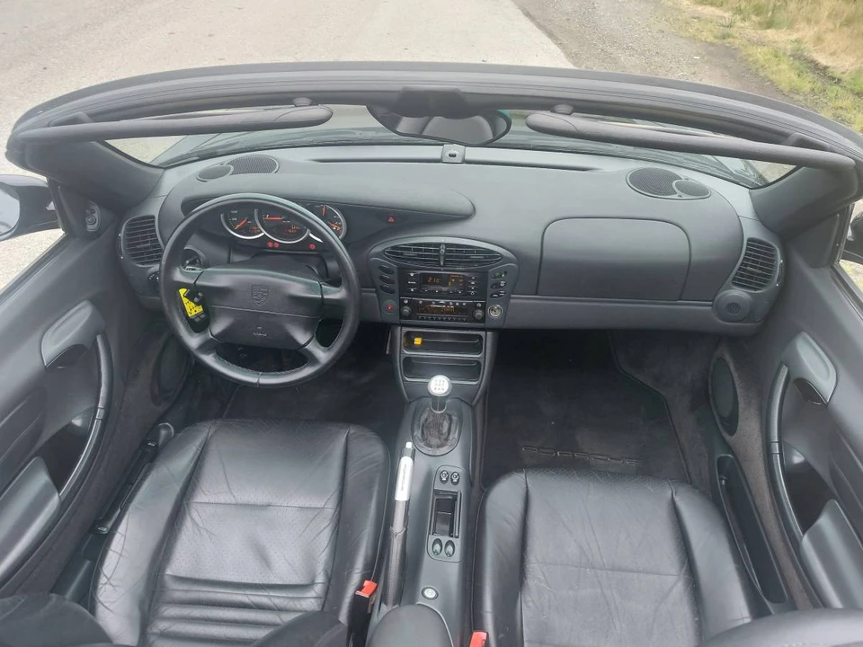 1999 Porsche 986 Boxster - Image 13 of 19