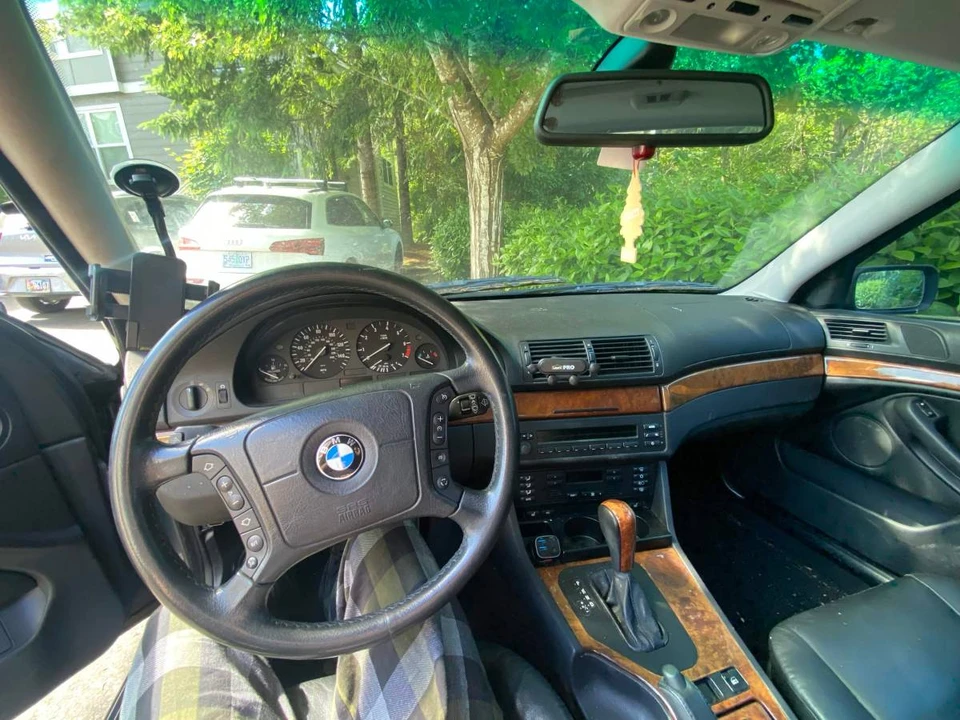 2001 BMW E39 5 Series - Image 4 of 8