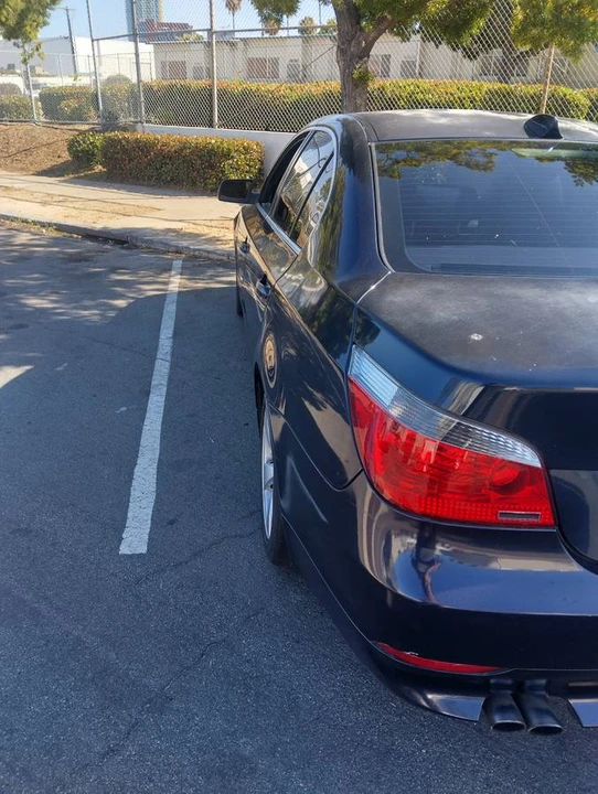 2005 BMW E60 5 Series Sedan - Image 2 of 4