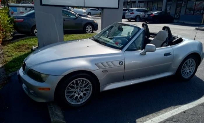 2001 BMW Z3 Roadster - Image 2 of 3