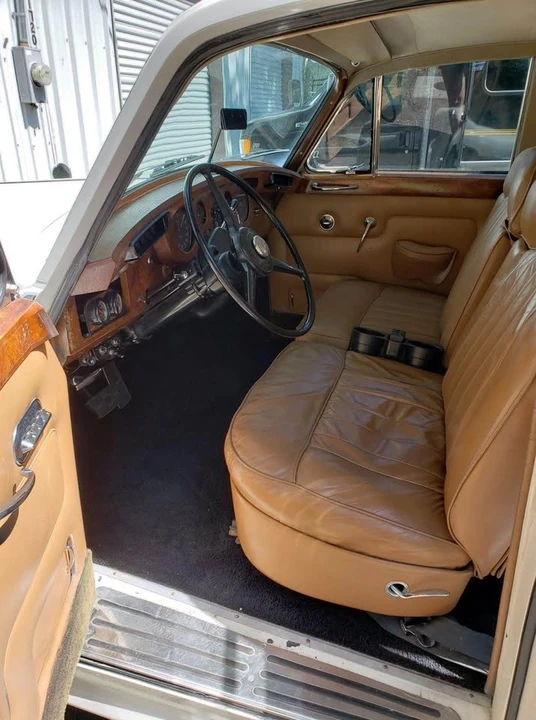 Rolls-Royce Silver Shadow - Image 8 of 10