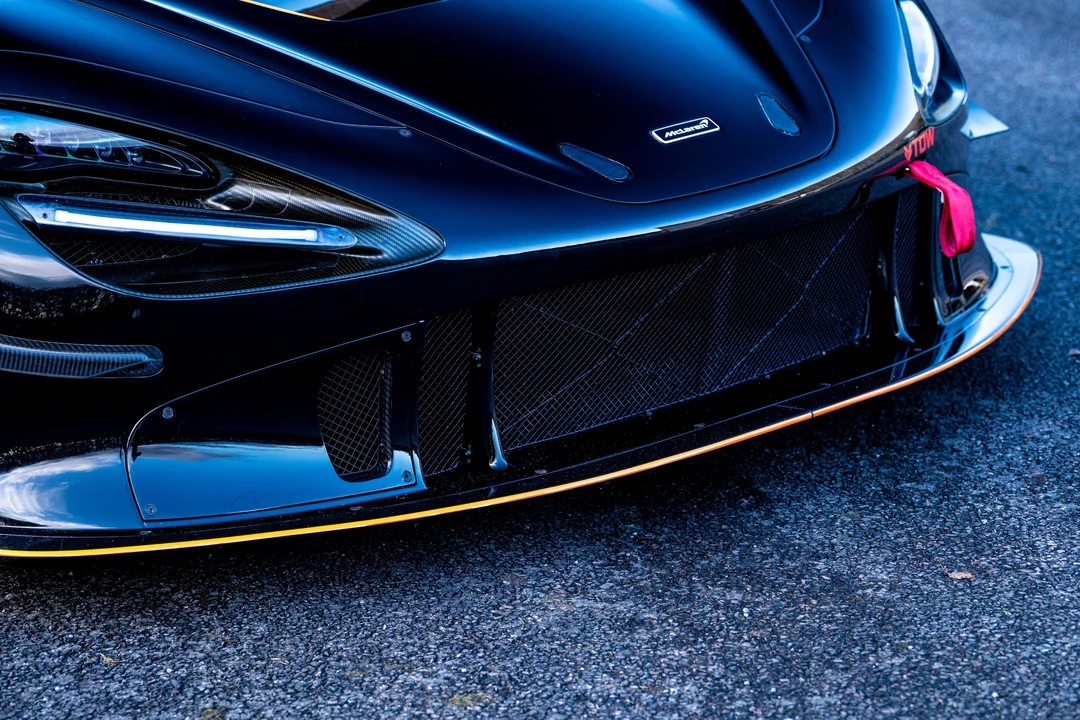 2022 McLaren 720S - Image 26 of 31