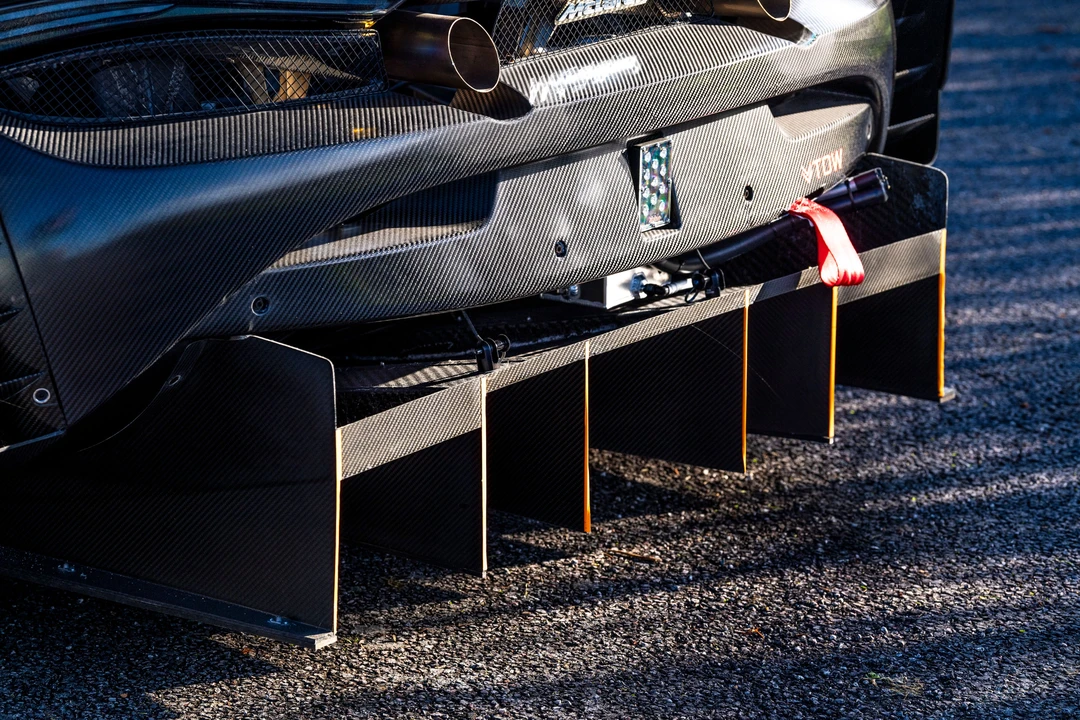2022 McLaren 720S - Image 17 of 31