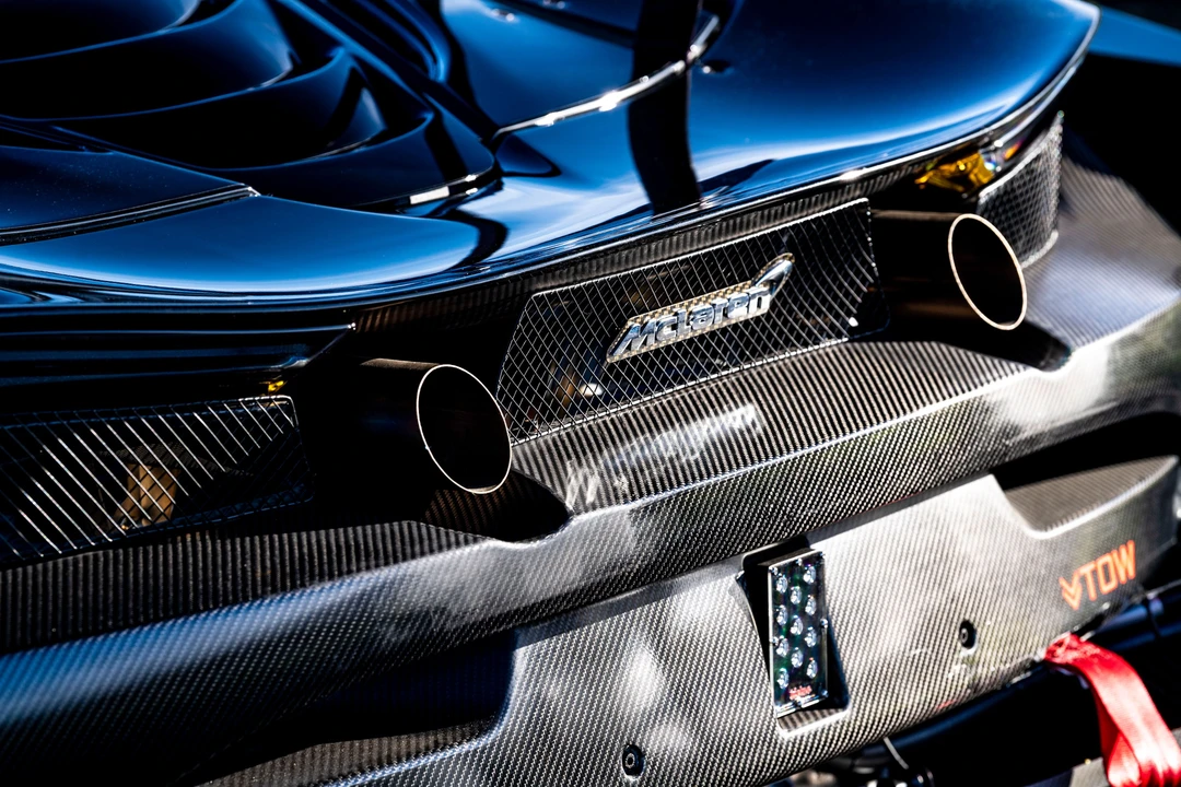 2022 McLaren 720S - Image 16 of 31