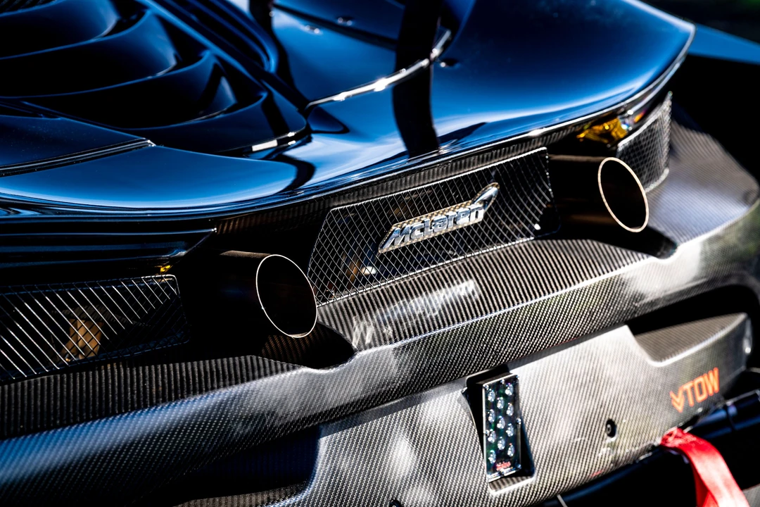 2022 McLaren 720S - Image 15 of 31