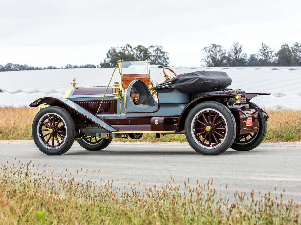 1911 Pierce-Arrow - Image 2 of 31