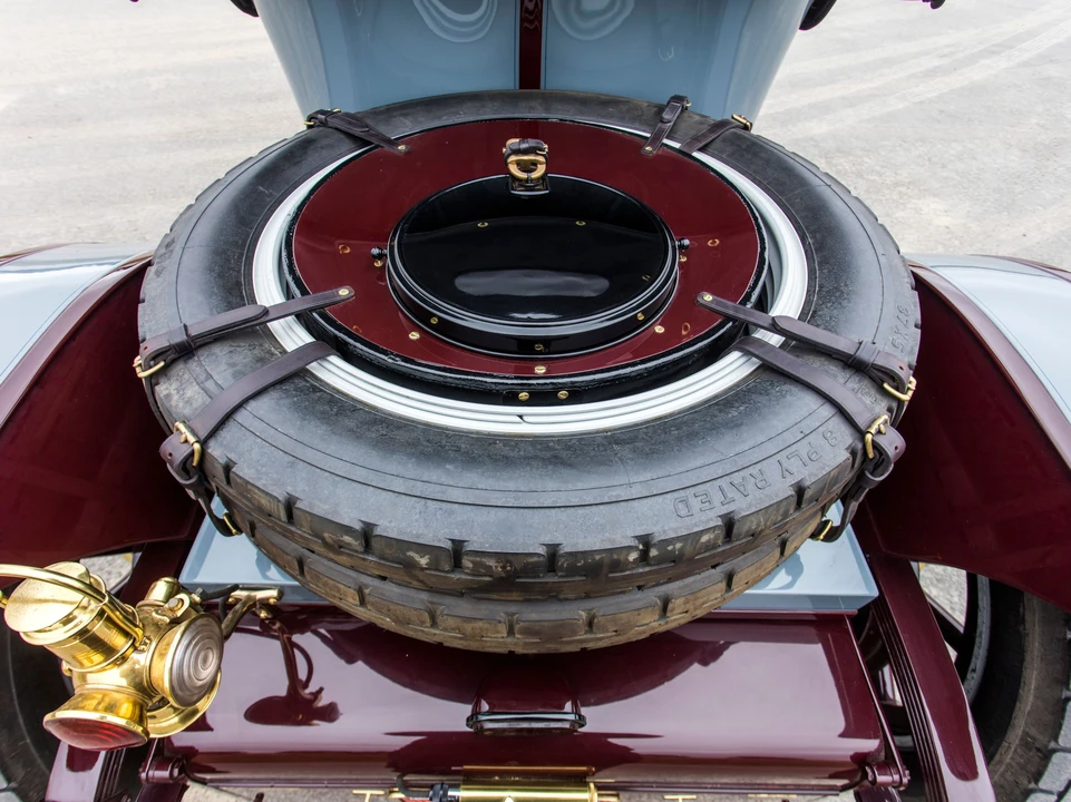 1911 Pierce-Arrow - Image 17 of 31