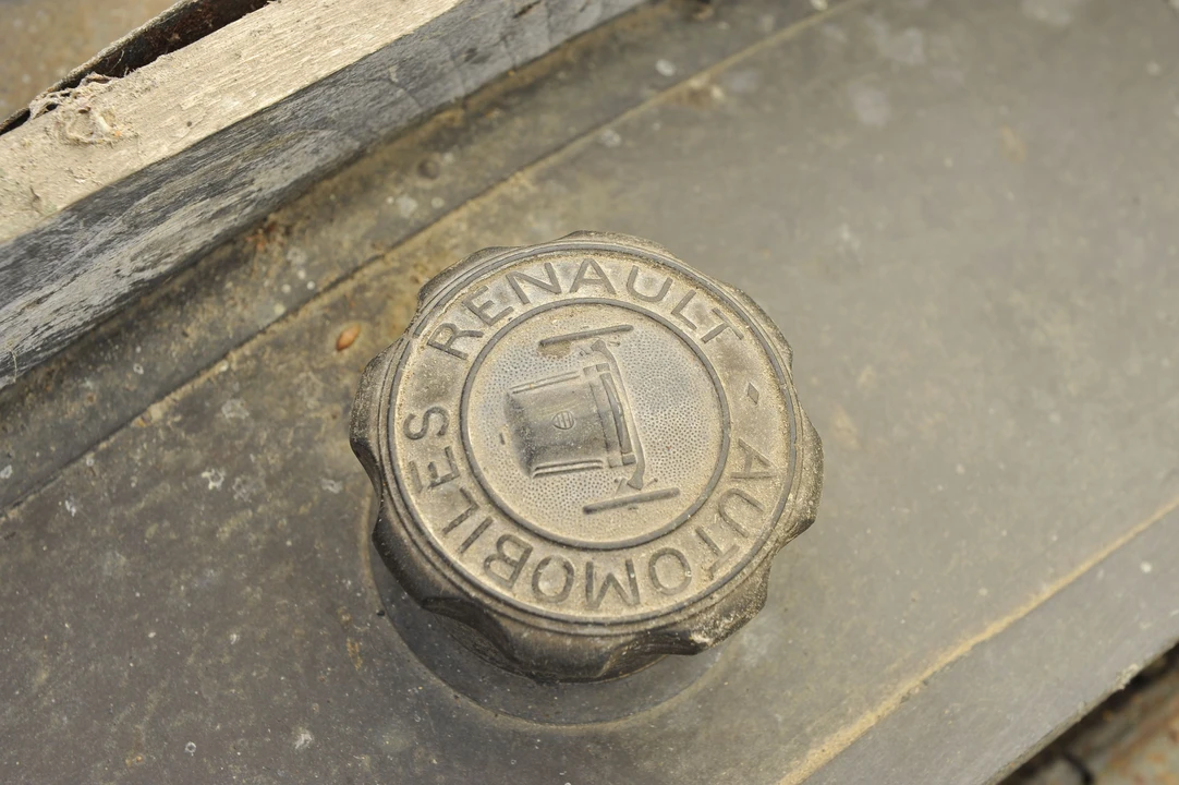 1911 Renault - Image 3 of 9