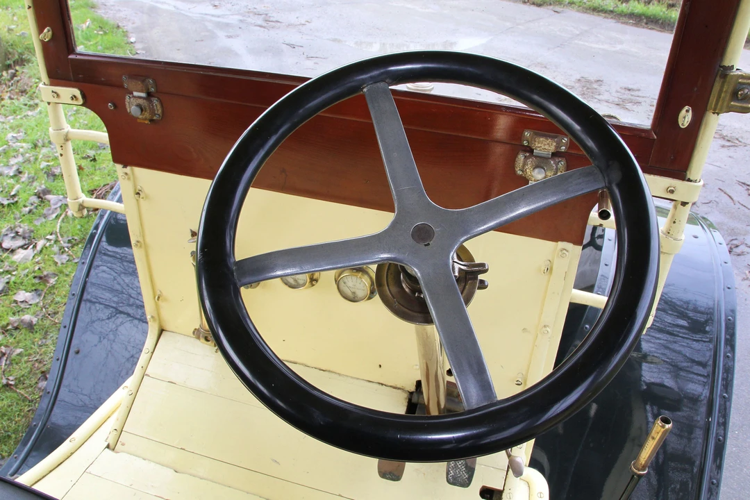 1915 Hispano-Suiza - Image 20 of 28