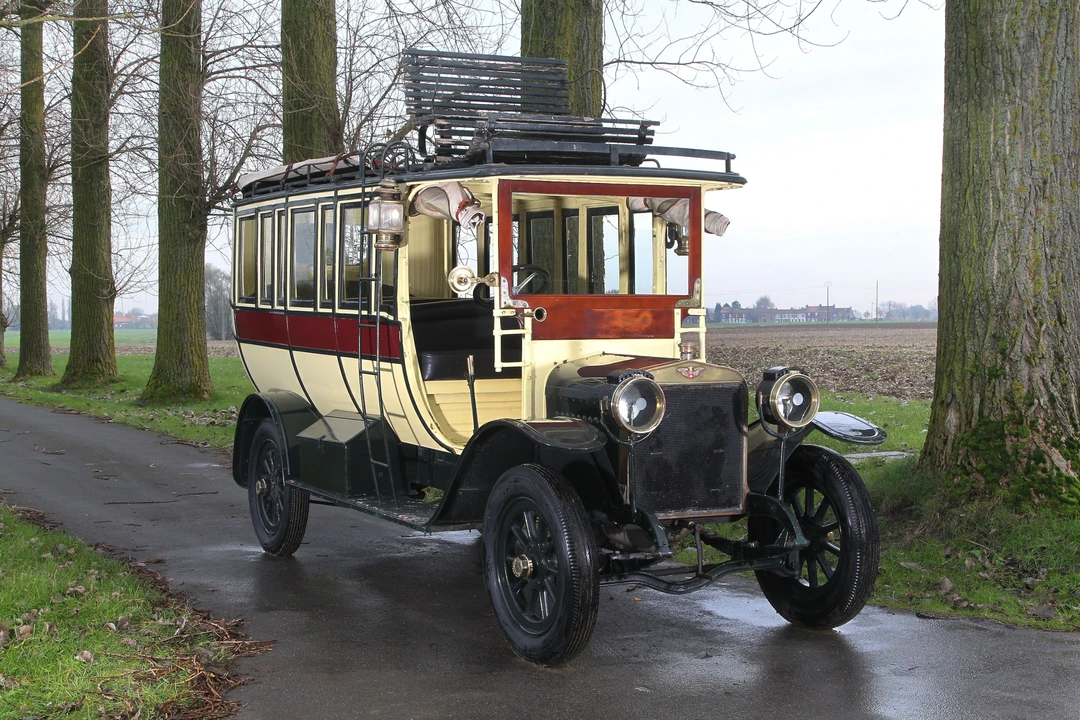 1915 Hispano-Suiza - Image 27 of 28