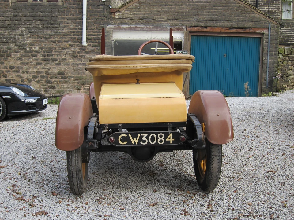 1920 Hillman - Image 25 of 26