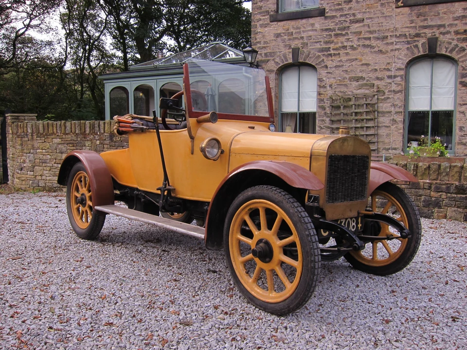 1920 Hillman - Image 6 of 26