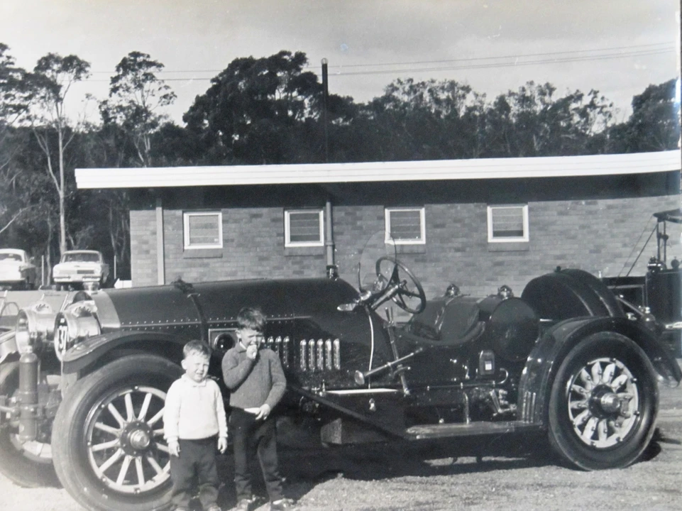 1920 Bentley Azure 1st Gen - Image 5 of 5