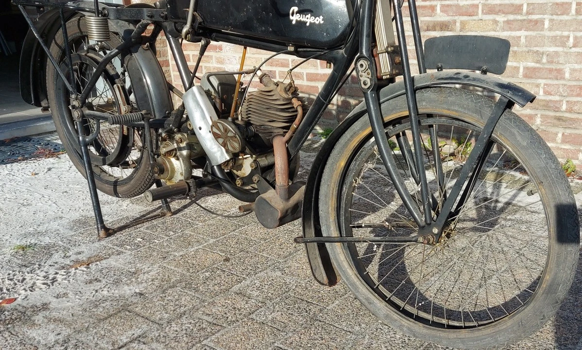 1921 Peugeot - Image 4 of 30