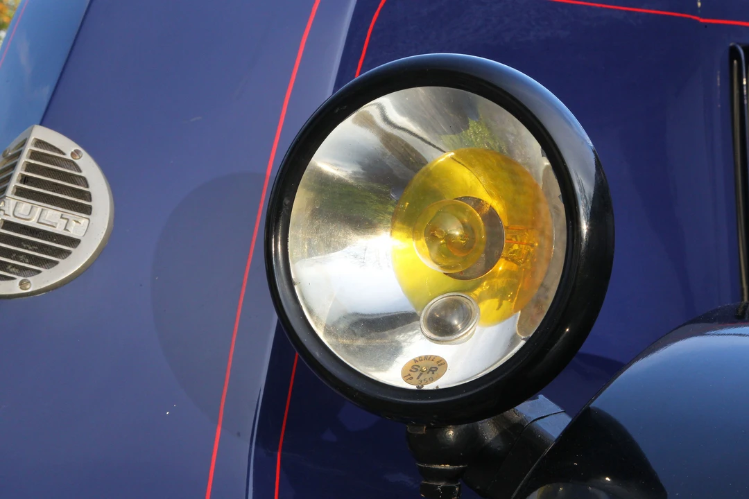 1926 Renault - Image 4 of 14