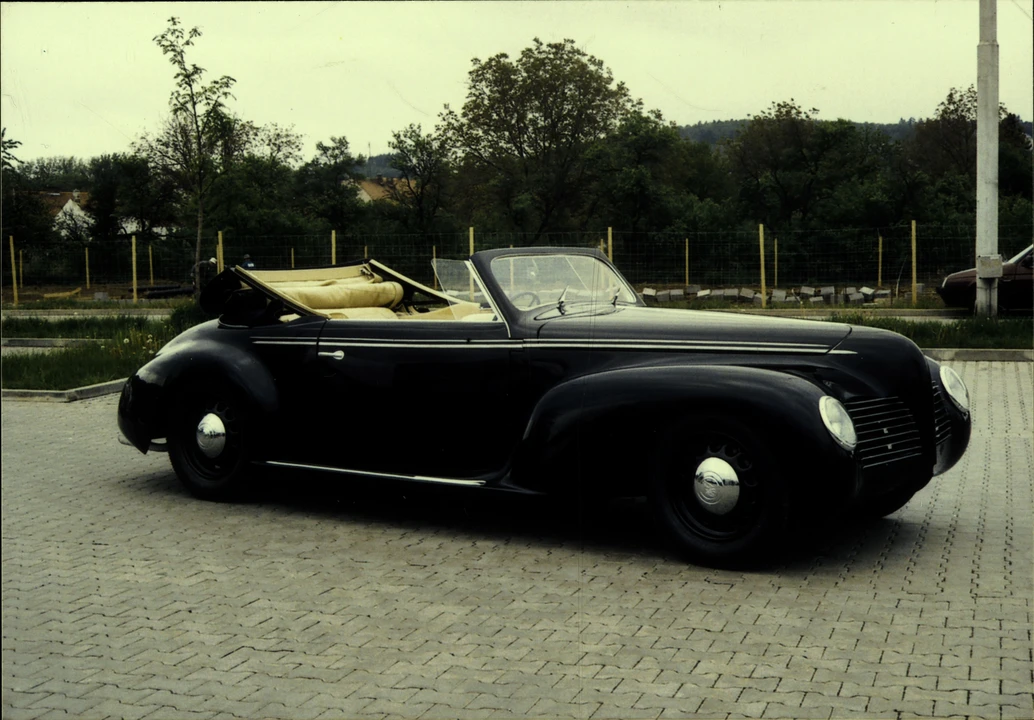 1939 Alfa Romeo 2600 - Image 2 of 4