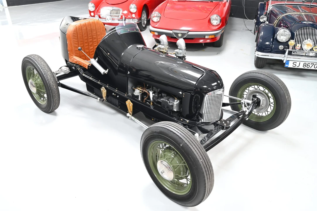 Allis-Chalmers - Image 13 of 31