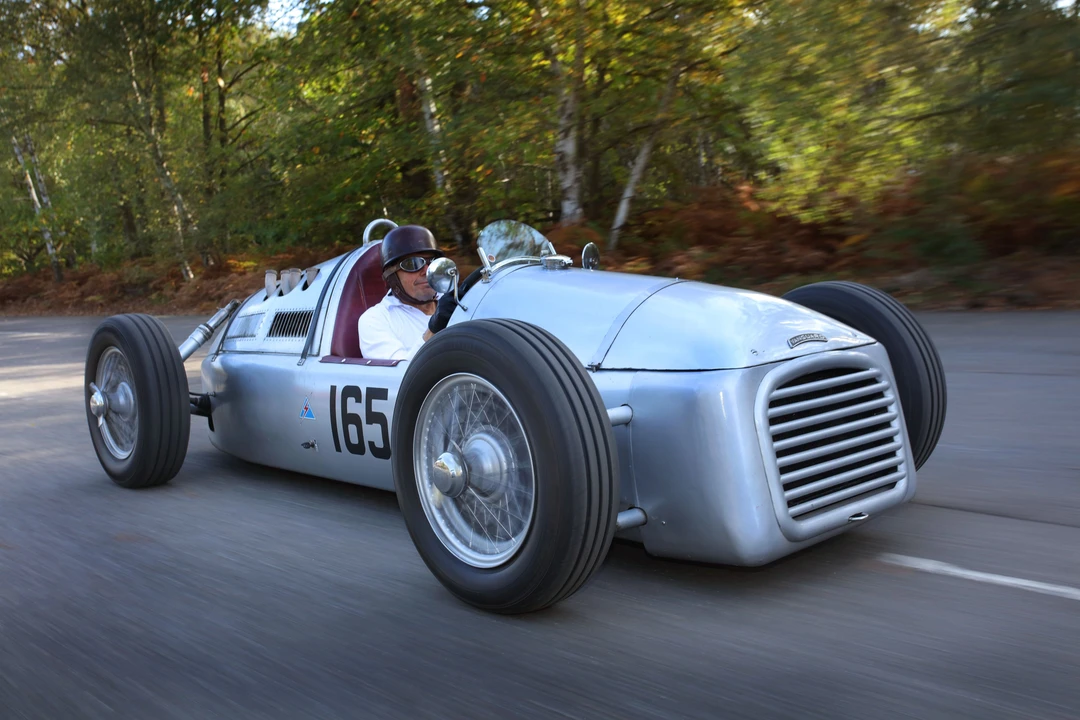 1950 Standard - Image 2 of 14