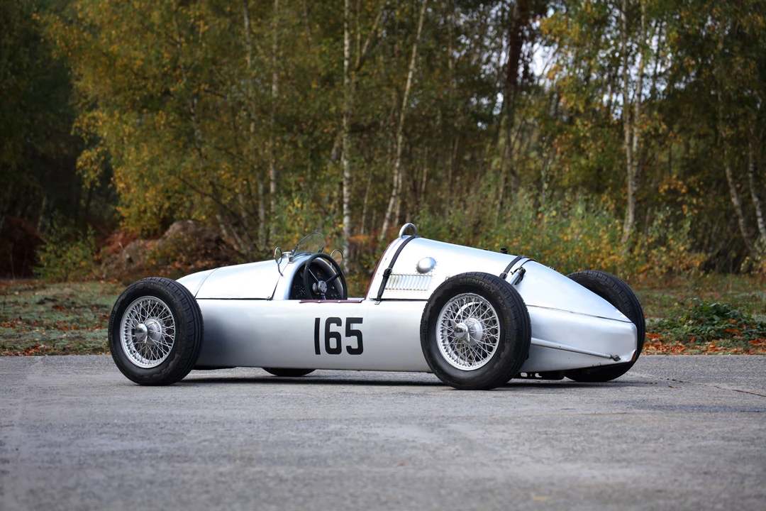 1950 Standard - Image 7 of 14