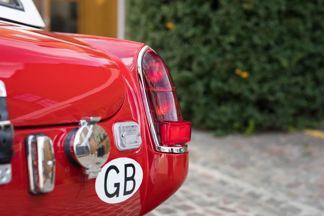 1965 MG MGB Roadster - Image 14 of 23